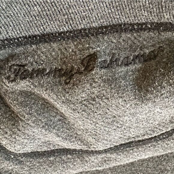 Tommy Bahama‎ Black and Gray Reversible Pullover Top in Size Large - Picture 6 of 9